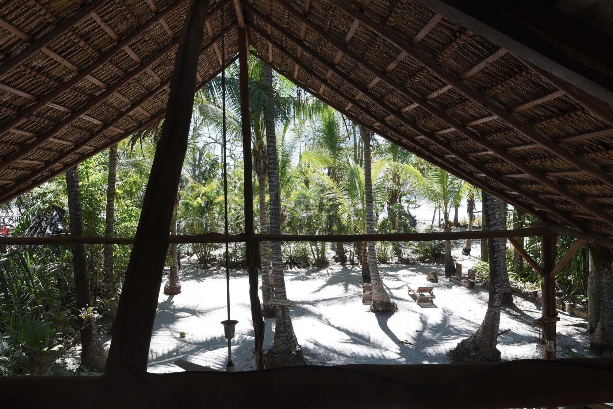 Santascabinas Playa Santa Teresa (Puntarenas) Exterior foto